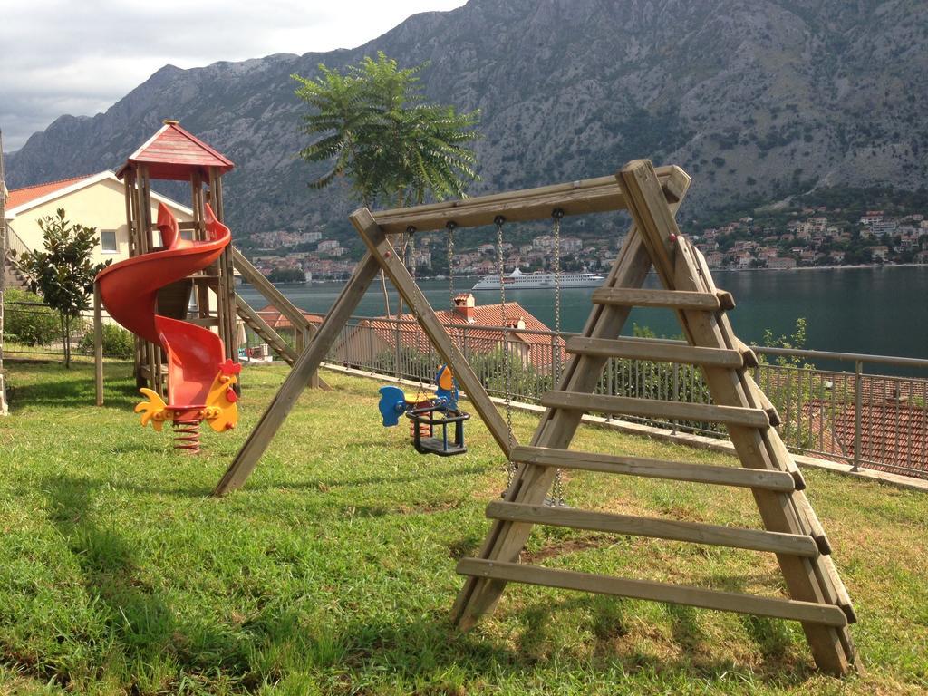 Apartment Fjord Waterfront Kotor Kültér fotó
